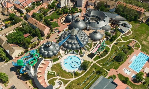 FOTO Hagymatikum Makó, a románok kedvenc fürdője: a látogatók mintegy 70%-a Romániából érkezik
