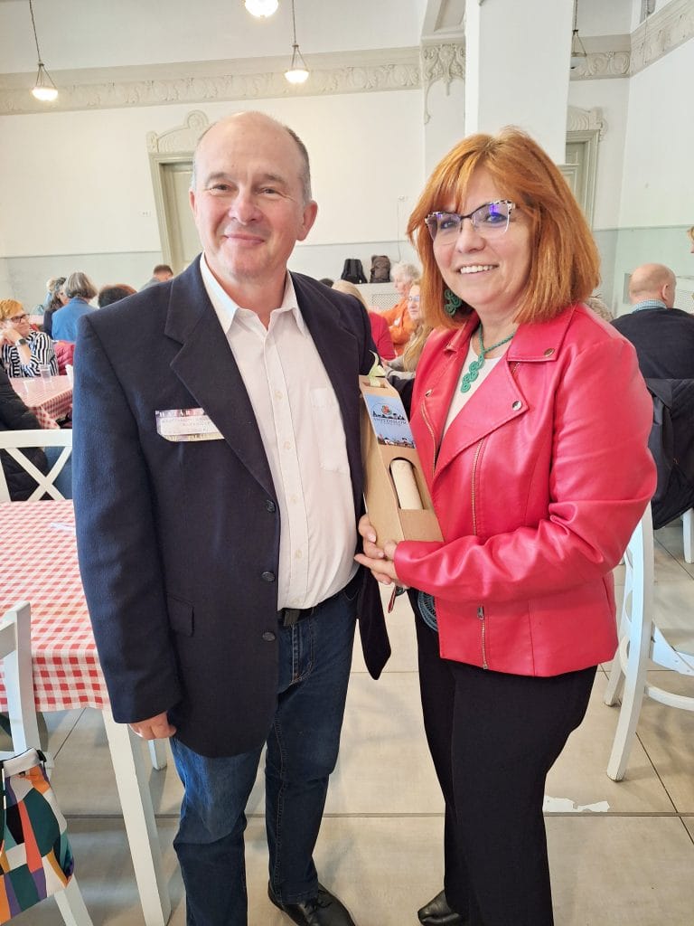 Turú Tibor, Makkai Tünde