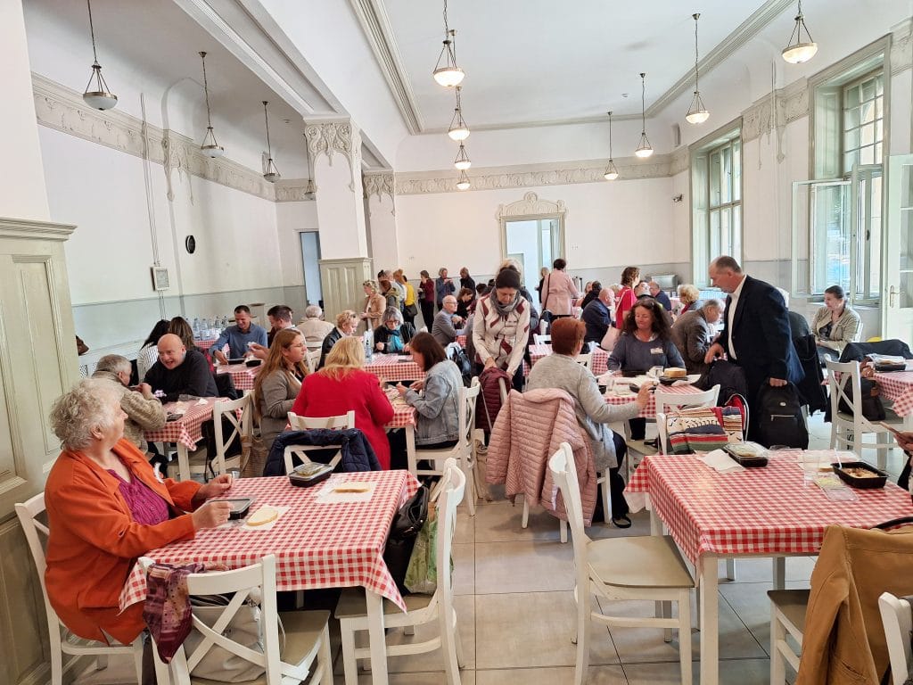 A Gerhardinum ebédlőjében