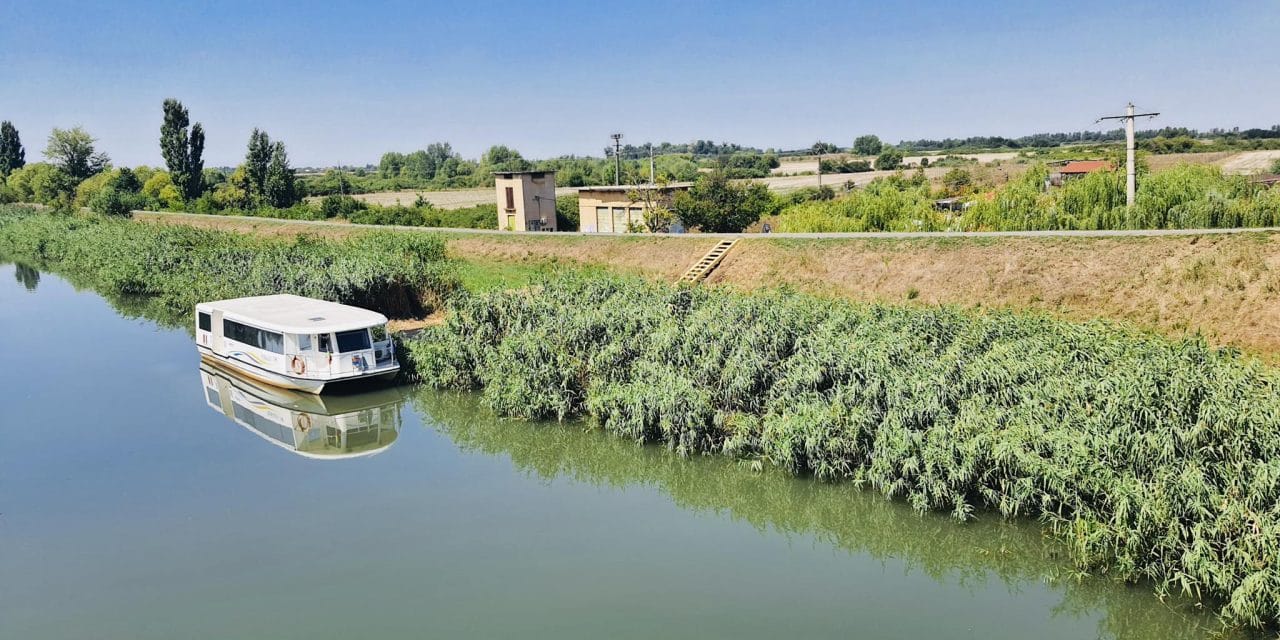 Vaporetto-val Temesvárról Utvinba – új kikötő épült a „La Pod Popas” terasz mellett
