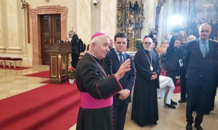 VIDEO Nicușor Dan megtudta, a temesvári római katolikus dóm templomban szingaléz nyelvű miséket is tartanak