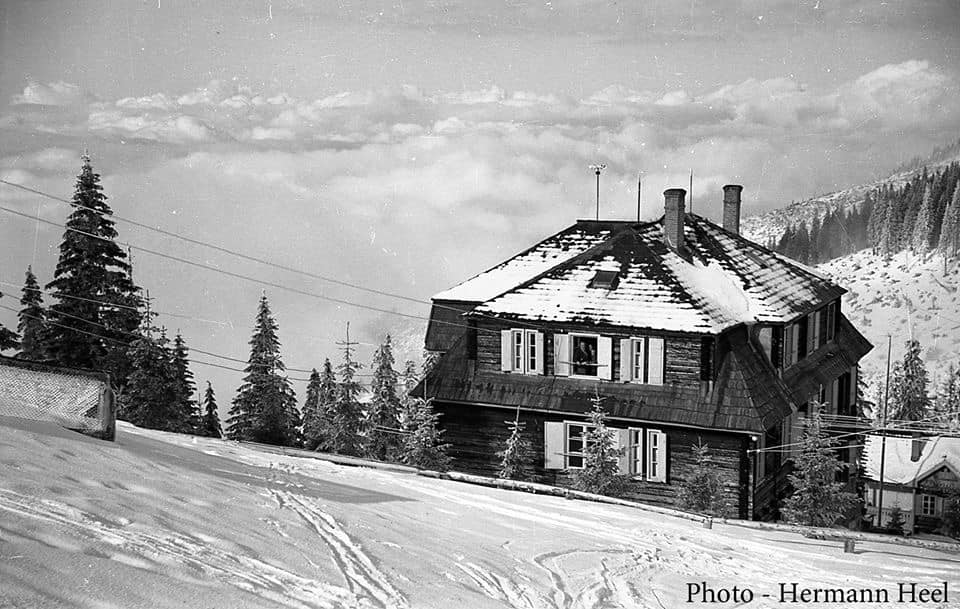 FOTO Téli turizmus a Kis-Havason az 1930-as években. Akkor még igazi hó is volt
