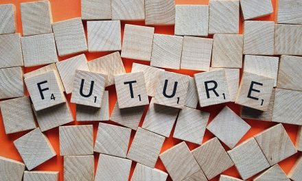 99% – Podcast 6. Ce așteaptă tinerii de la anul 2026 și ce planuri au?