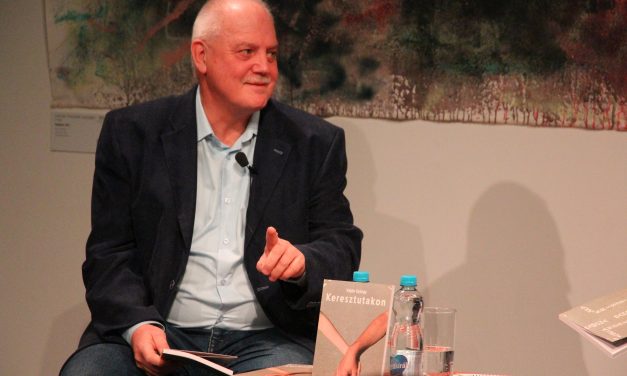 La răscruce de drumuri – nuvelă despre frământările interioare ale omului unei epoci