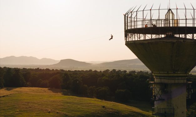 Arsenal Aventura & Aqua Park de la Orăștie, la aproximativ 2 ore de Timișoara, deschide sezonul 2026 