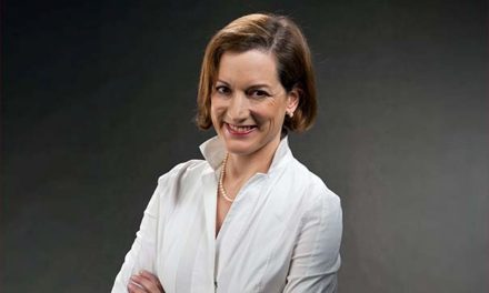 Anne Applebaum, Pulitzer-díjas újságíró előadást tart Temesváron