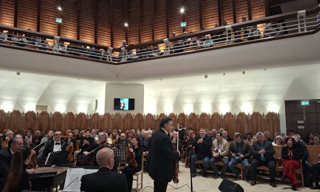 VIDEO Un concert pentru suflet: Mága Zoltán a emoționat publicul timișorean într-un eveniment caritabil