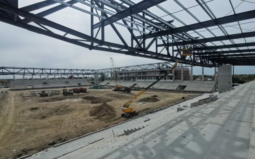 FOTO A több mint 10 000 férőhelyes stadion – Temesvár egyik legjobban várt beruházása – 80 százalékos készültségnél tart