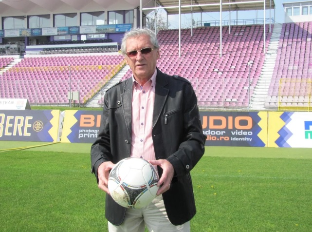 Povestea lui Emeric Dembróschi, unul dintre cei mai mari fotbaliști ai României. Despre copilărie, primul contact cu sportul, marile sale victorii și Timișoara